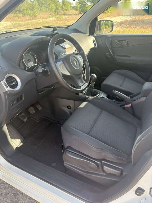 Renault Koleos 2011 - фото 11