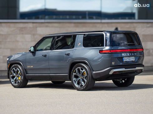 Rivian R1S 2023 - фото 4