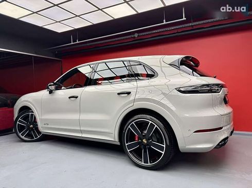 Porsche Cayenne 2022 - фото 27