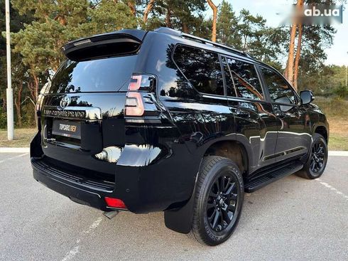 Toyota Land Cruiser Prado 2021 - фото 16