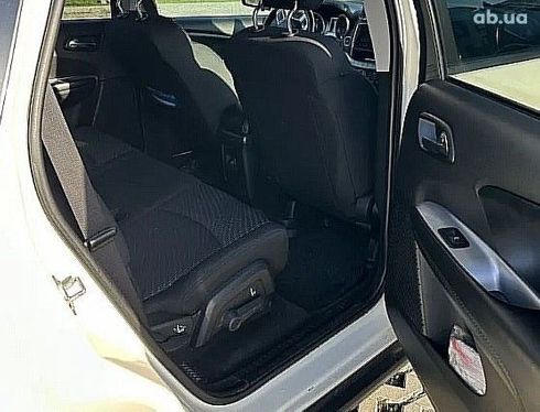 Dodge Journey 2018 белый - фото 5