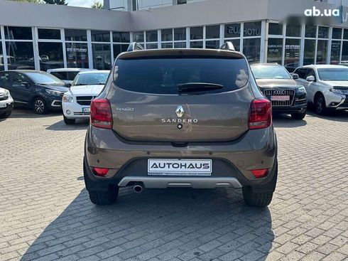 Renault Sandero 2019 - фото 7