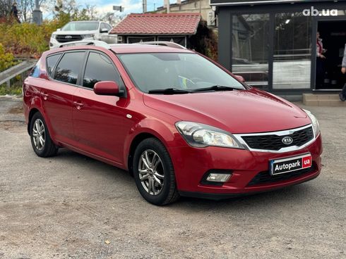 Kia Cee'd 2009 красный - фото 3