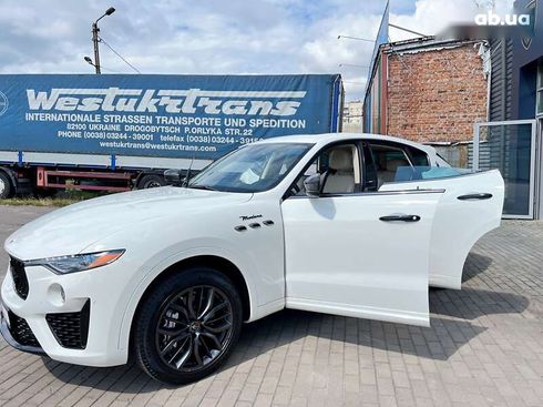 Maserati Levante 2022 - фото 15
