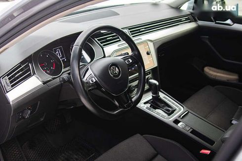 Volkswagen Passat 2017 - фото 8