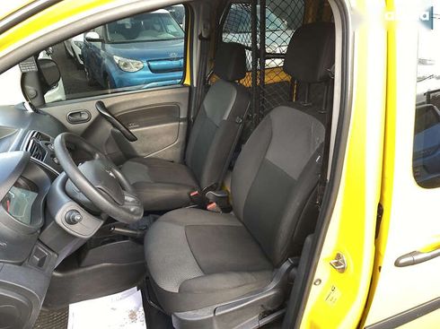 Renault Kangoo 2019 - фото 29