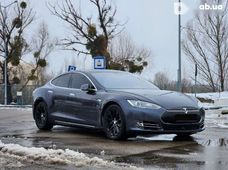Купити Tesla Model S 2016 бу в Києві - купити на Автобазарі