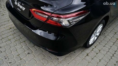 Toyota Camry 2023 - фото 20