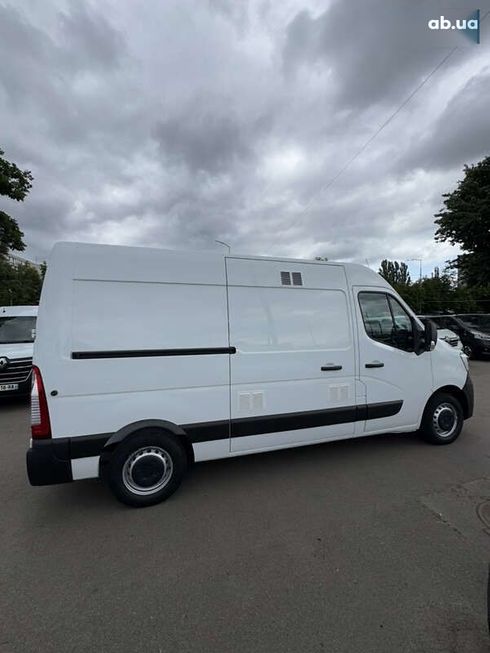 Renault Master 2021 - фото 14