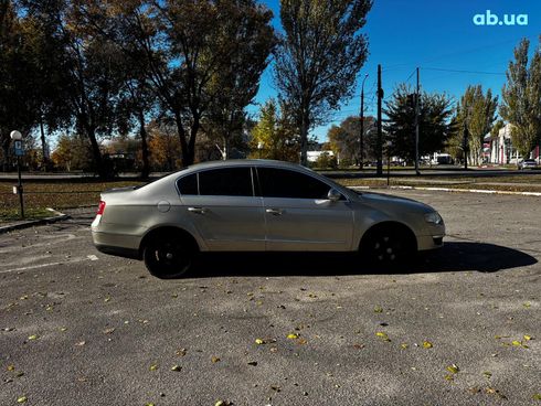 Volkswagen passat b6 2008 бежевый - фото 8