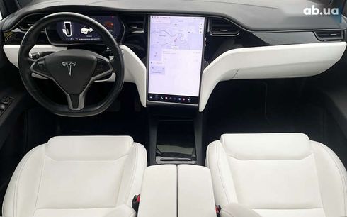 Tesla Model X 2019 - фото 24