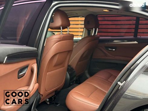 BMW 5 серия 2015 - фото 23