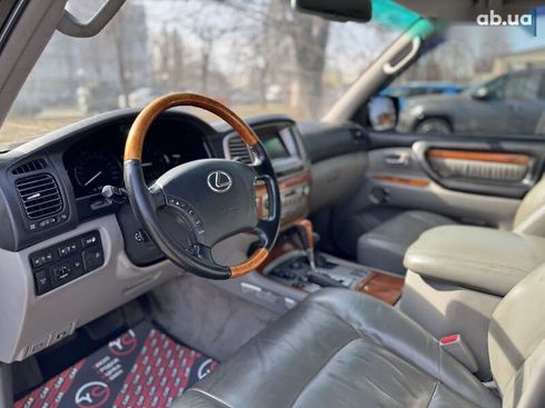 Lexus LX 2006 - фото 23
