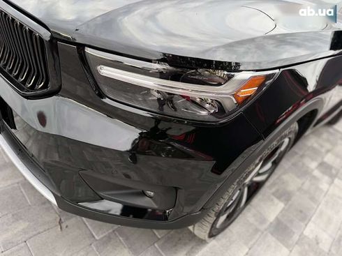 Volvo XC40 2022 - фото 8