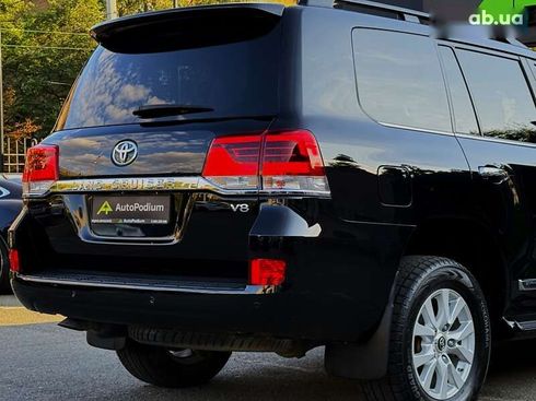 Toyota Land Cruiser 2020 - фото 20