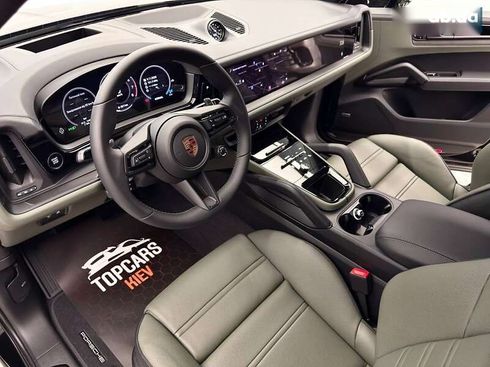 Porsche Cayenne Coupe 2025 - фото 28