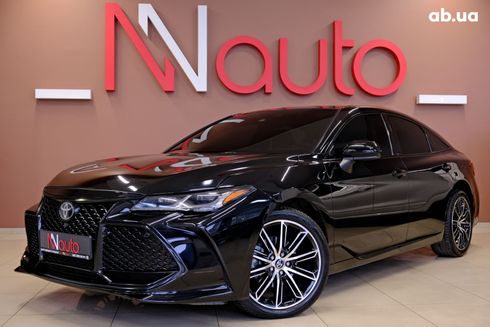 Toyota Avalon 2019 черный - фото 2