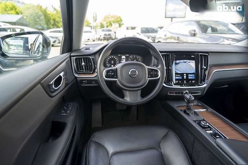 Volvo S60 2021 - фото 20
