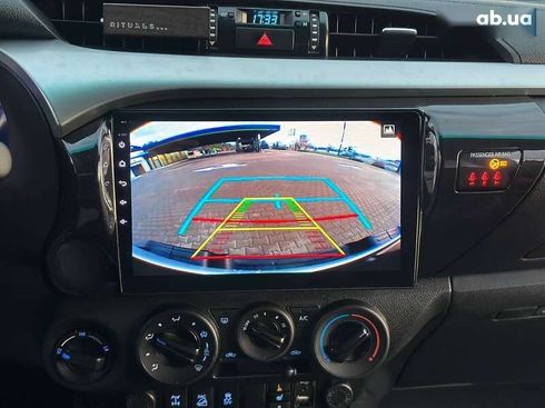 Toyota Hilux 2017 - фото 28