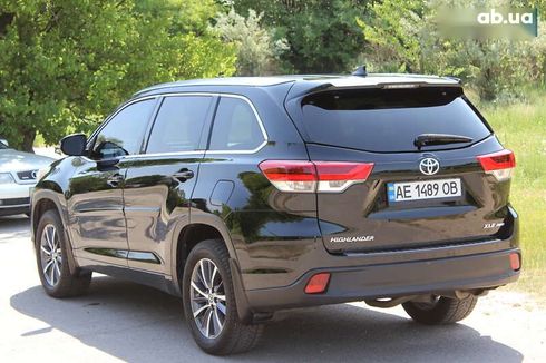 Toyota Highlander 2017 - фото 14