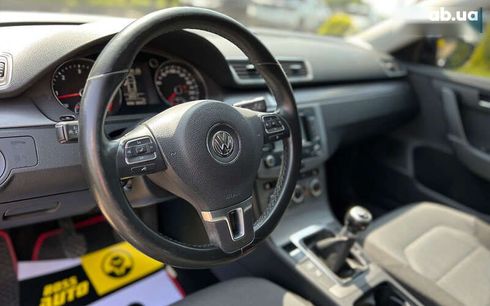 Volkswagen Passat 2012 - фото 16