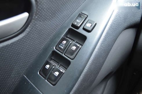 Hyundai Elantra 2009 - фото 25