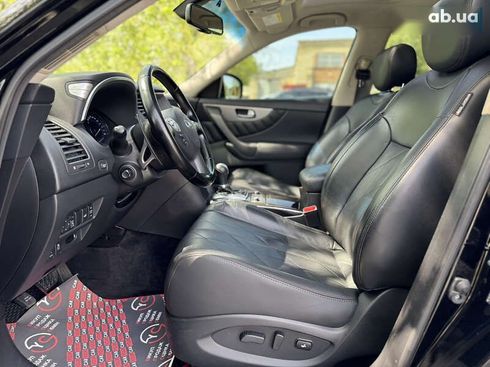 Infiniti QX70 2015 - фото 26