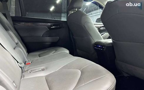 Toyota Highlander 2021 - фото 27