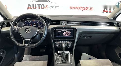 Volkswagen Passat 2019 - фото 11