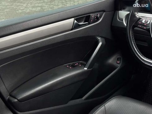 Volkswagen Passat 2019 - фото 29