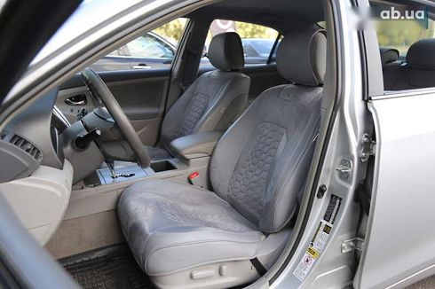 Toyota Camry 2008 - фото 8