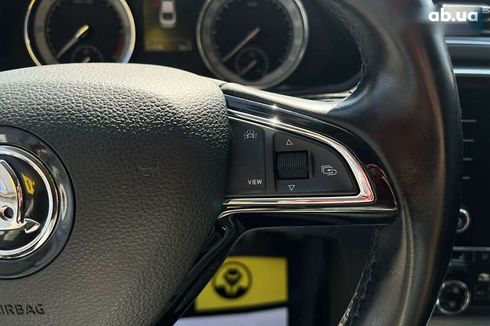 Skoda Superb 2020 - фото 27