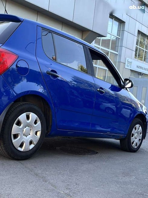 Skoda Fabia 2008 - фото 6