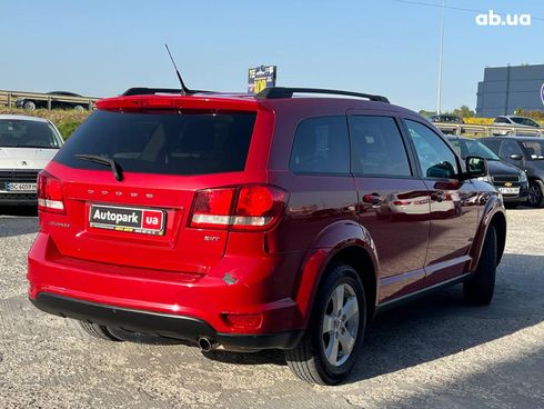 Dodge Journey 2017 красный - фото 8
