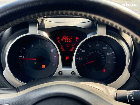 Nissan Juke 2011 белый - фото 32