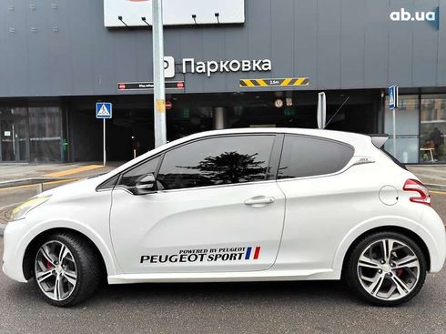 Peugeot 208 2013 - фото 9