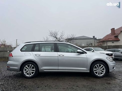 Volkswagen Golf 2020 - фото 9