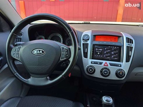 Kia Cee'd 2007 - фото 14