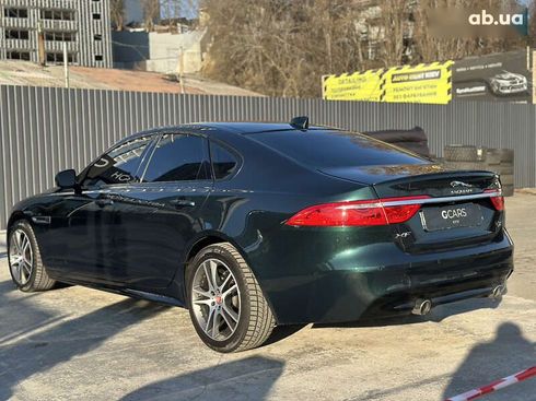Jaguar XF 2016 - фото 6