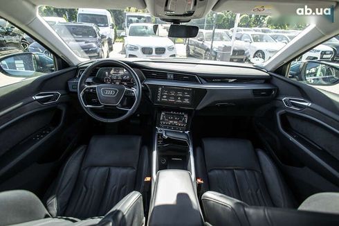 Audi E-Tron 2021 - фото 18