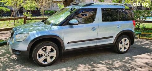 Skoda Yeti 2013 голубой - фото 2
