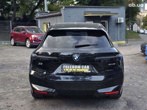 BMW iX 2023 - фото 10