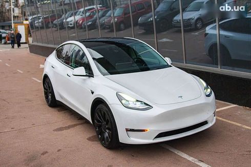 Tesla Model Y 2022 - фото 24