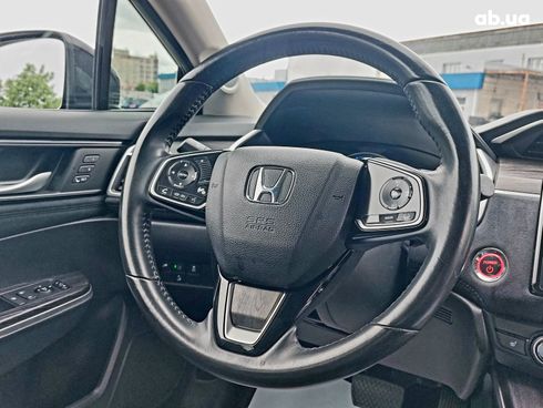Honda Clarity Plug-In Hybrid 2017 черный - фото 15
