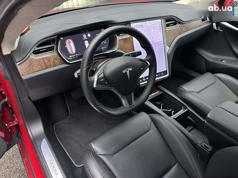 Tesla Model S 2018 - фото 20