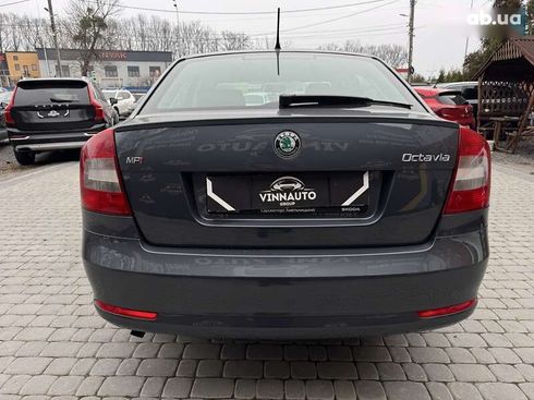 Skoda Octavia 2011 - фото 16