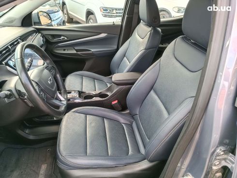 Chevrolet Bolt 2022 серый - фото 25