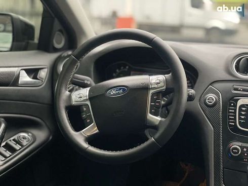 Ford Mondeo 2011 - фото 15