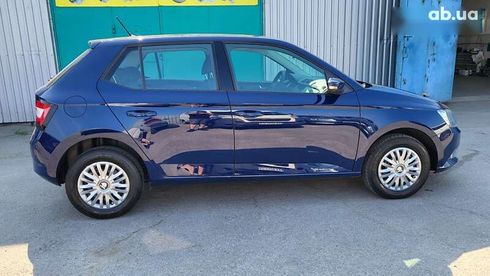 Skoda Fabia 2017 - фото 21