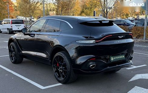 Aston Martin DBX 2023 - фото 12